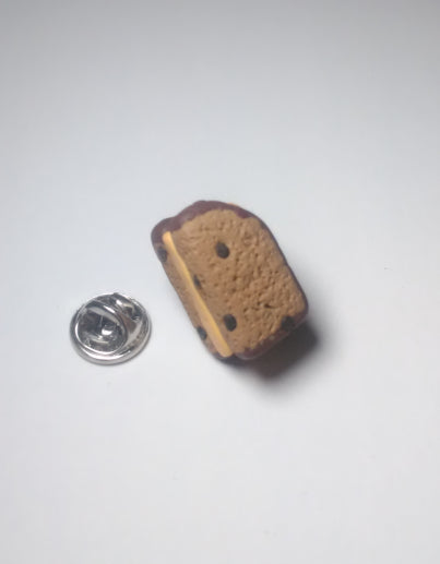 Bun & Cheese Pin